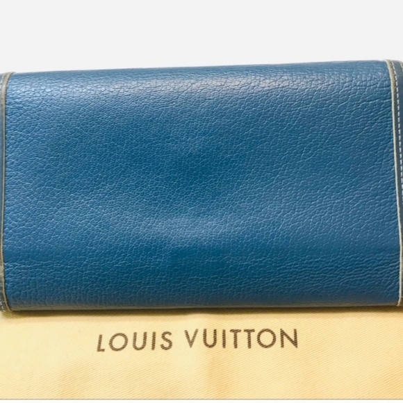 Authentic Louis Vuitton Porte Tresor Suhali International Wallet. - Picture 5 of 15